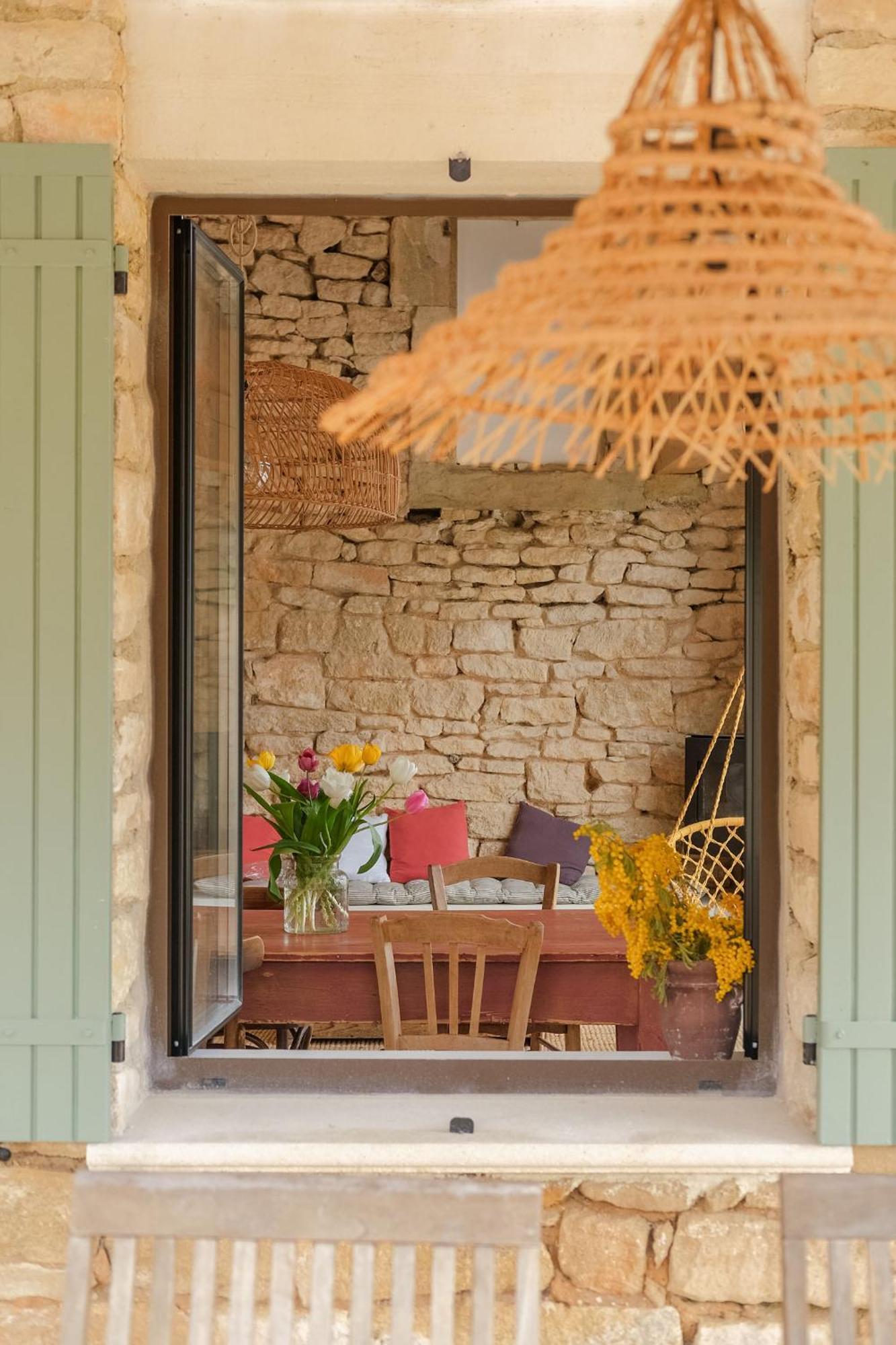 Вилла L'Atelier Des Vignes Saint-Pantaleon  Экстерьер фото