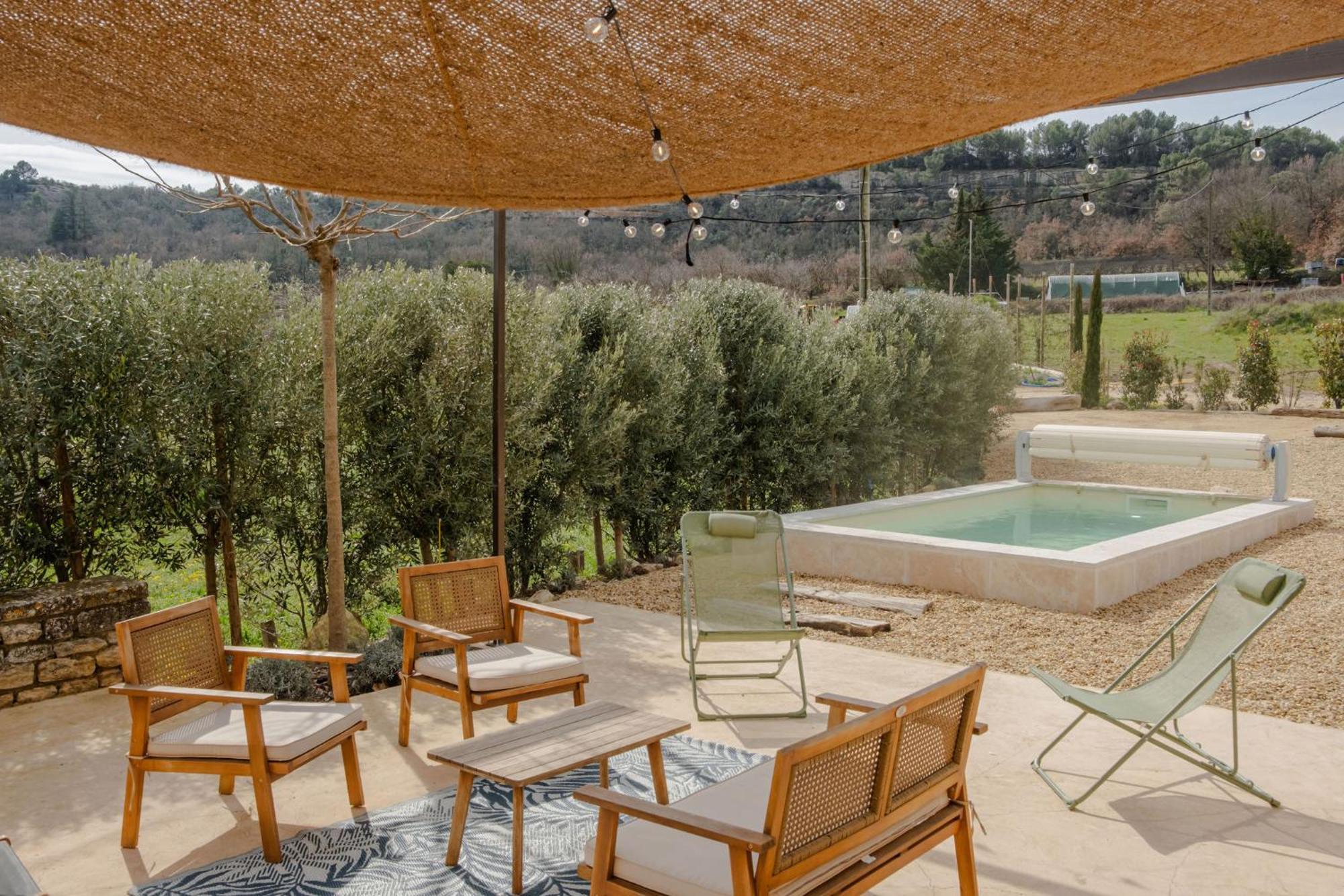 Вилла L'Atelier Des Vignes Saint-Pantaleon  Экстерьер фото